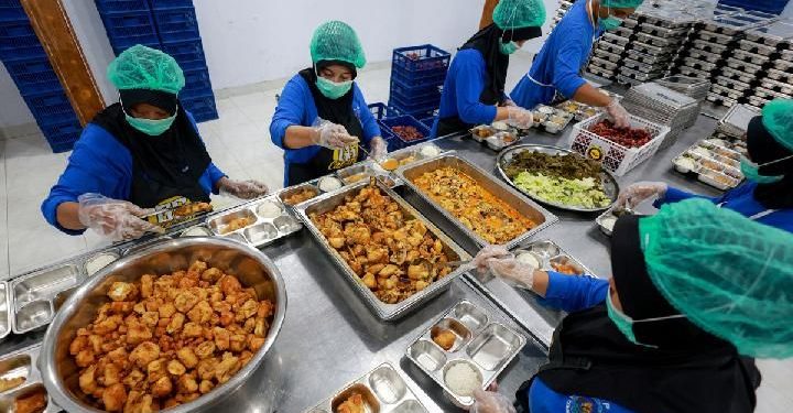 Sanksi SPPG program makan bergizi gratis oleh BGN