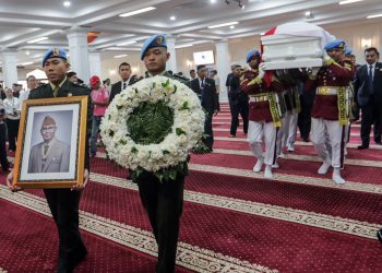 Try Sutrisno Wakil Presiden ke-6 Republik Indonesia