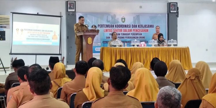 Wakil Wali Kota Parepare membuka forum pencegahan kekerasan perempuan