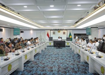 Mentan Amran bersama kepala daerah bahas program pertanian