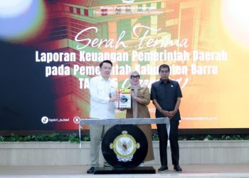 Penyerahan LKPD Barru 2025 ke BPK Sulsel di Makassar