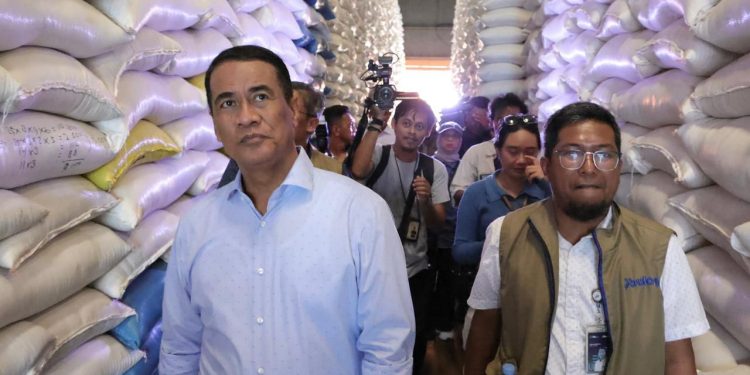 Stok beras nasional Bulog Makassar 2026