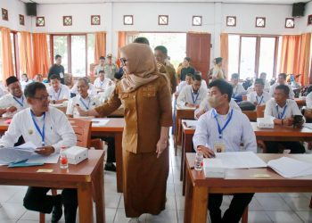 Bupati Barru pantau seleksi Pilkades 2026 di Aula PMDPPKB