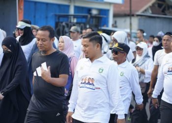 Jalan sehat Anti Mager HUT ke-66 Parepare di Jalan Mattirotasi