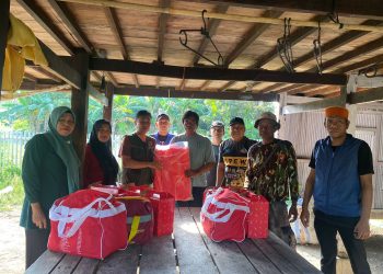 Bantuan korban kebakaran Lumpue Parepare Sulsel