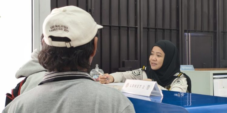 Pelayanan paspor cepat di Kantor Imigrasi Parepare