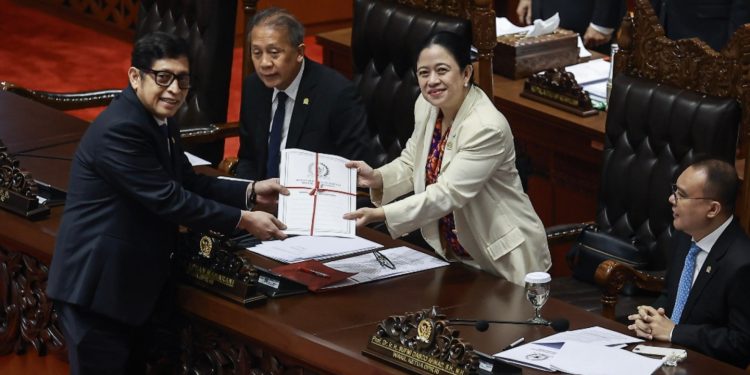 Pengesahan UU PPRT di DPR RI Jakarta