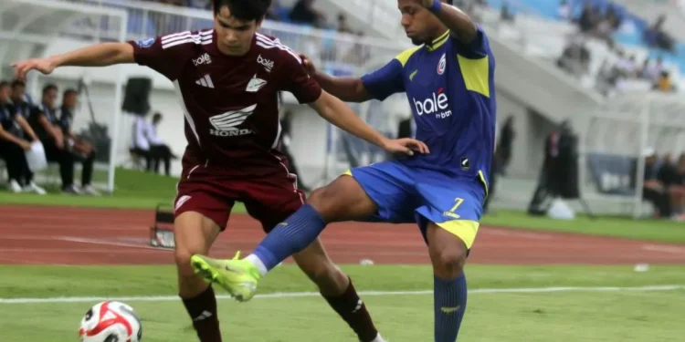 Pemain Arema FC merayakan kemenangan 3-0 atas PSM Makassar di Stadion Kanjuruhan