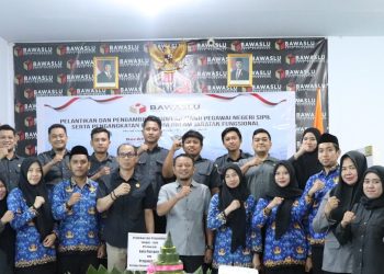 Pelantikan pegawai fungsional Sekretariat Bawaslu Parepare tahun 2026