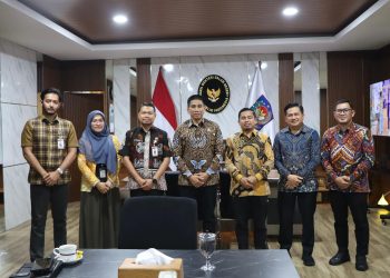 Tasming Hamid bertemu Wakil Menteri Dalam Negeri membahas efisiensi anggaran dan PAD Parepare