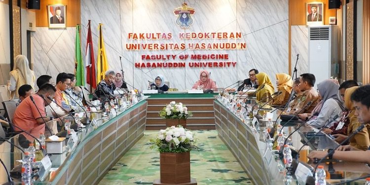 Penandatanganan kerja sama RSUD Andi Makkasau dengan FK Unhas dan RS Unhas