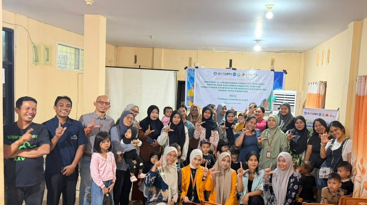 Cegah Stunting, FK UNM dan Puskesmas Madising Na Mario Edukasi Gizi Orang Tua Balita