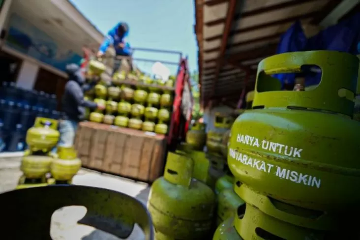 Bahlil: LPG 3 Kg Akan Dikonversi ke CNG, Uji Coba Ditarget Selesai 3 Bulan