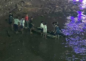 Gadis di Parepare lompat ke laut dari jembatan Tonrangeng Riverside