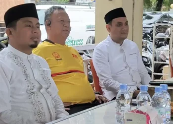 Tasming Hamid nobar Piala Dunia 2026 bersama warga Parepare di Warkop Sweetness.