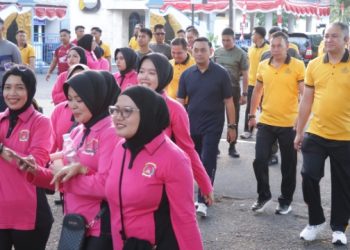 Polres Parepare Olahraga Bersama Hari Bhayangkara ke-80 Parepare di Lapangan Andi Makkasau