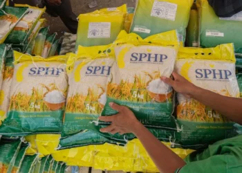 Beras SPHP Bulog Parepare diduga direpacking oleh oknum