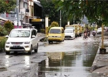 Transportasi Kota Parepare melalui jalur darat dan Pelabuhan Nusantara