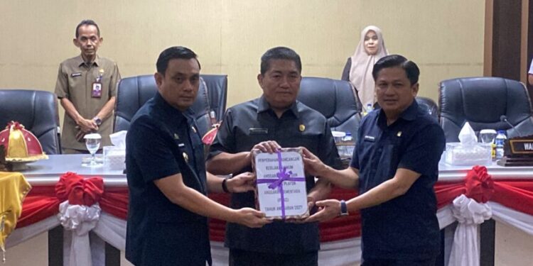 KUA-PPAS Kota Parepare 2027 diserahkan kepada DPRD Kota Parepare