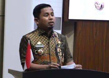 Wali Kota Parepare Tasming Hamid memimpin rapat monitoring dan evaluasi pembangunan 2026