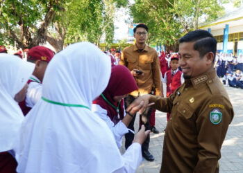 Wali Kota Tasming Hamid meninjau pelaksanaan SPMB Parepare 2026 di SMP Negeri 3 Parepare