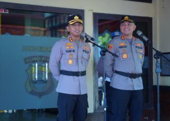 Kapolres Parepare AKBP Phunky Mahendra Borniawan dalam prosesi pisah sambut