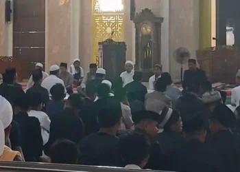 Kegiatan religiusitas pelajar Parepare di Masjid Agung Ambo Dalle