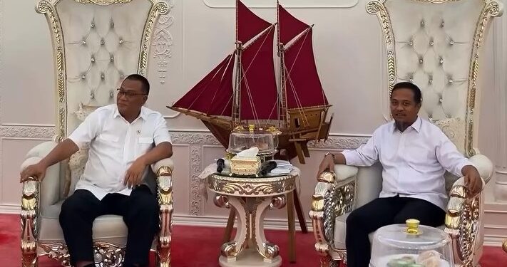 Tasming Hamid dan Menteri Lingkungan Hidup membahas PSEL Parepare di Makassar