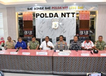 gempa M7,7 Sikka dan penanganan korban oleh Polres Sikka