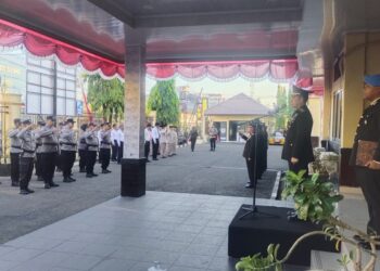 Upacara HUT RI ke-81 Polres Parepare di halaman Mapolres Parepare