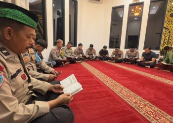 Binrohtal Polsek KPN Parepare melalui yasinan dan doa bersama