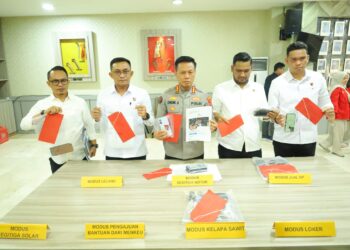 Konferensi Pers Polda Sulsel: Ungkap 11 Modus Penipuan Online, 22 Tersangka Diamankan