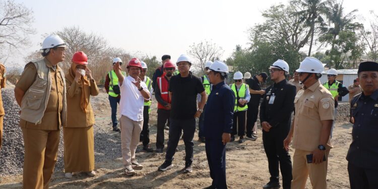 Warga Bersyukur dan Berterima Kasih Kampung Nelayan Cempae Parepare Ditata, Tasming Hamid dan Penasihat Menteri Kelautan Bicara Kesejahteraan