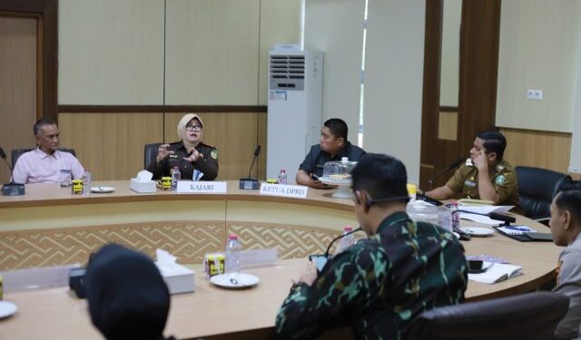 Kelangkaan BBM Parepare dan antrean kendaraan di SPBU