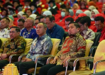 Dies Natalis ke-70 Unhas dihadiri Tasming Hamid
