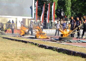 Skill Challenge Pemadam Karhutla Polda Sulsel menguji keterampilan personel