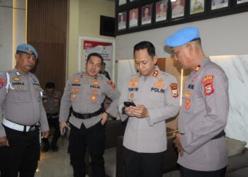 Sidak HP PJU Polres Parepare untuk mencegah judi online dan pinjol ilegal