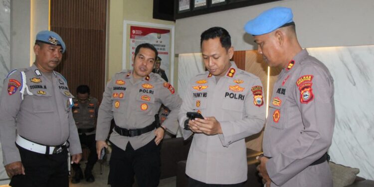 Sidak HP PJU Polres Parepare untuk mencegah judi online dan pinjol ilegal
