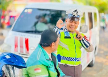 Saat Polantas Jadi Sahabat Sopir, Aksi Humanis di Jalan Mattirotasi Parepare