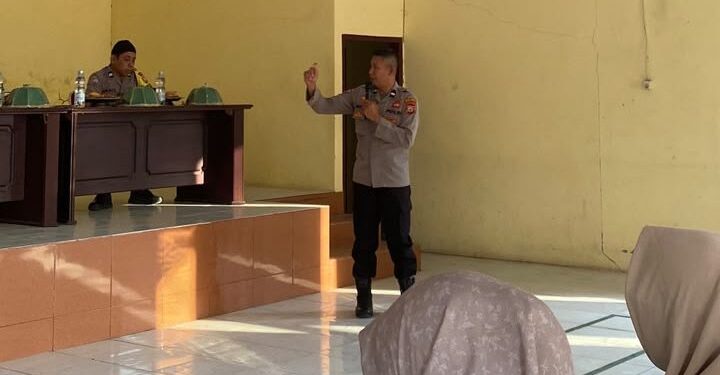 Pencegahan kenakalan remaja di Parepare melalui edukasi Polres kepada tokoh masyarakat, ketua RT, dan ketua RW