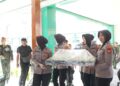 HUT TNI ke-81 Kapolres Parepare beri kejutan nasi tumpeng kepada Brigif 11/Badik Sakti